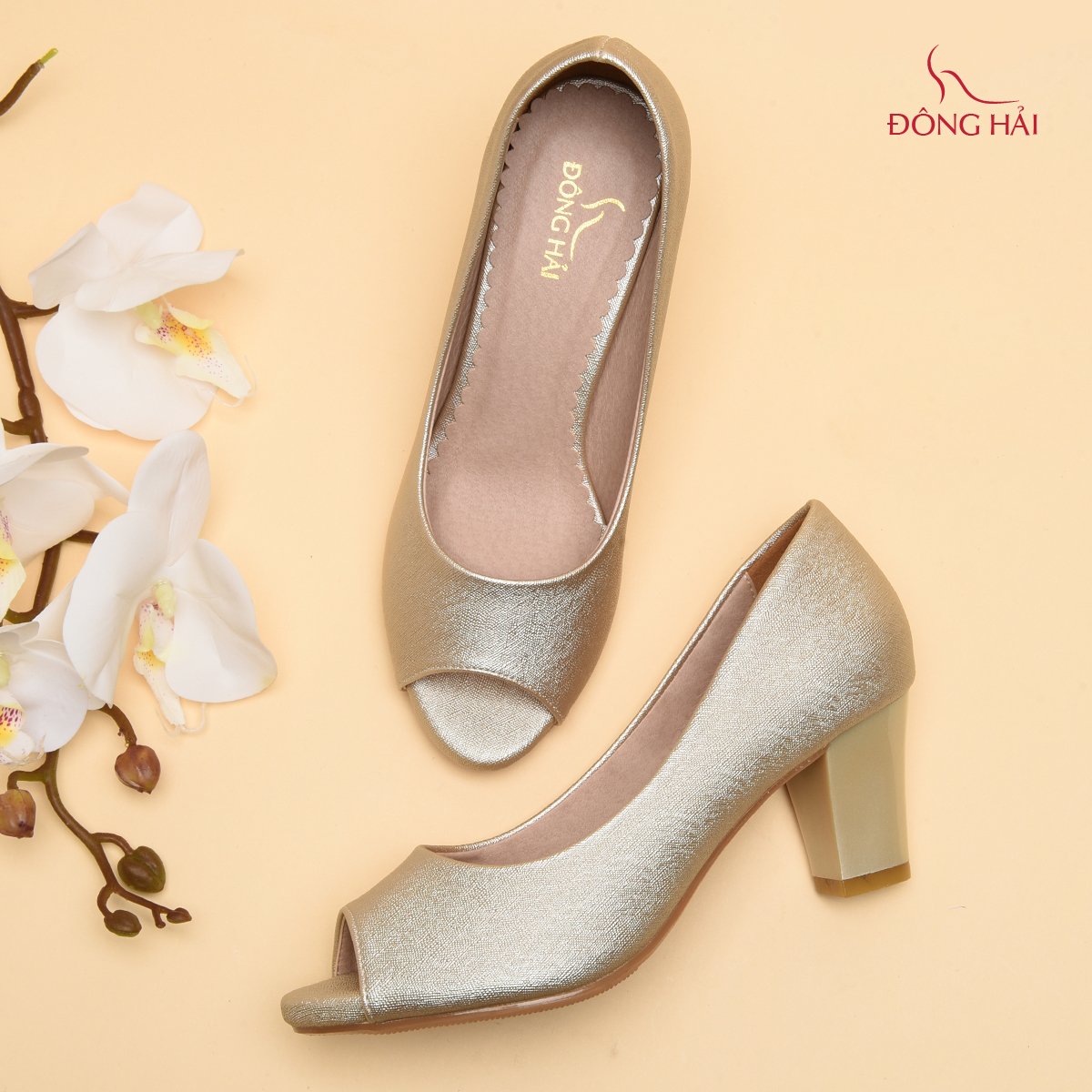 Giày Cao Gót - Món Quà Giáng Sinh Ngọt Ngào, Đầy Ý Nghĩa