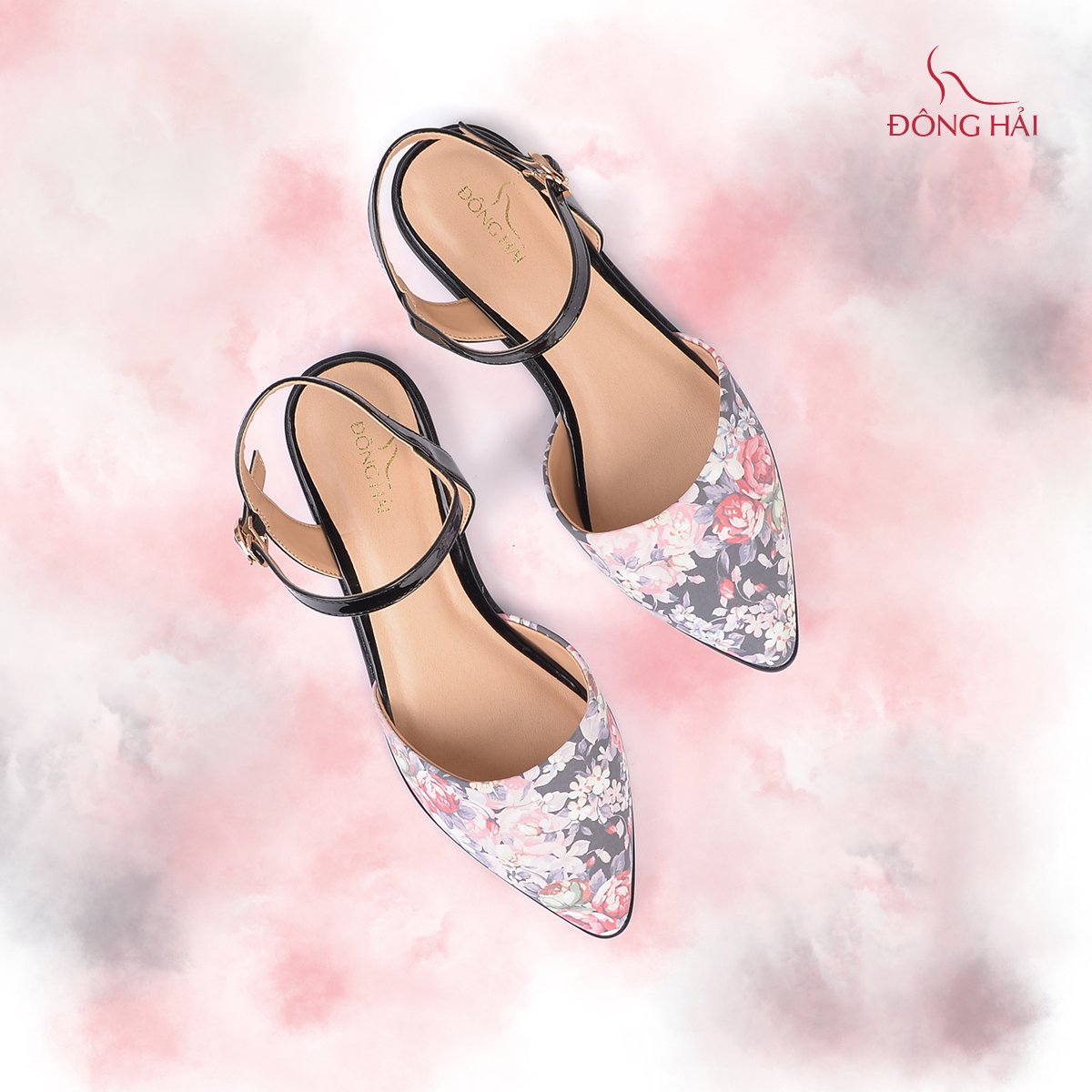 Sắc Thu Lãng Mạn Cùng Giày Hoa Dịu Dàng