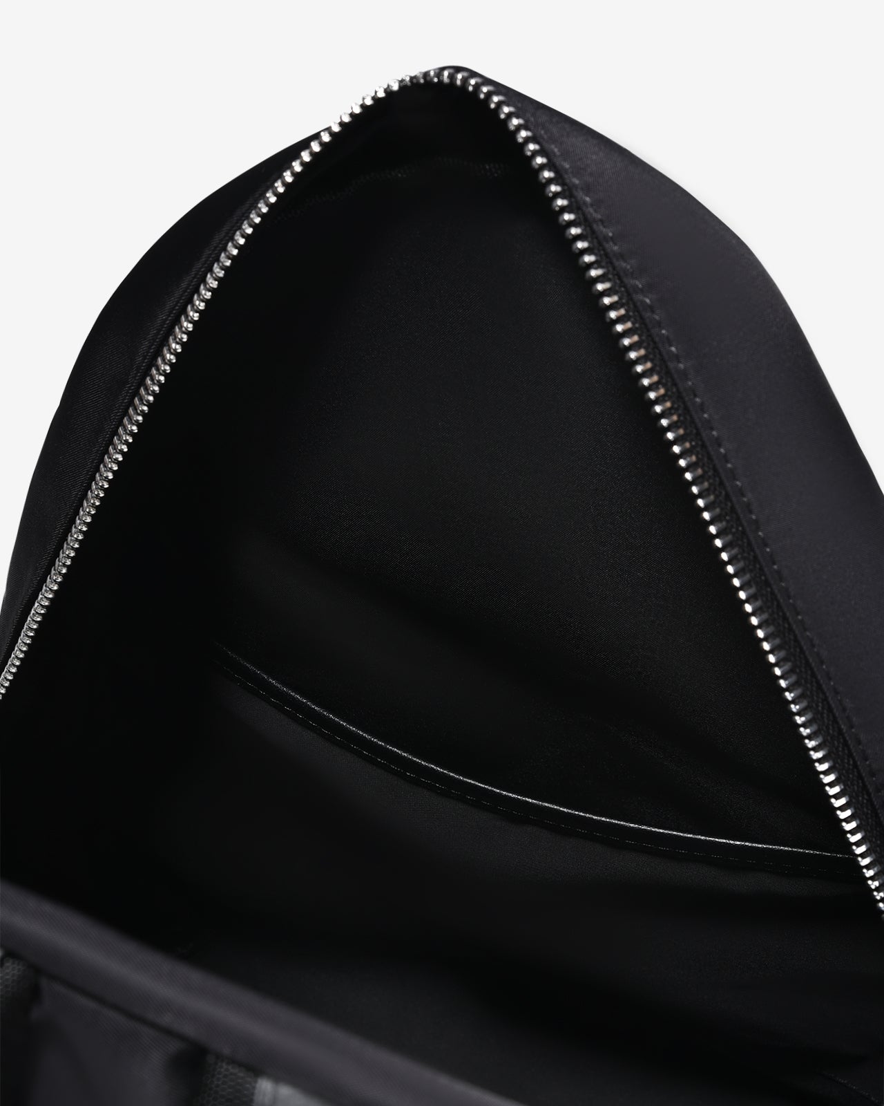 Balo Nữ Zucia The Rain Runner N20-HY20Đen Color1