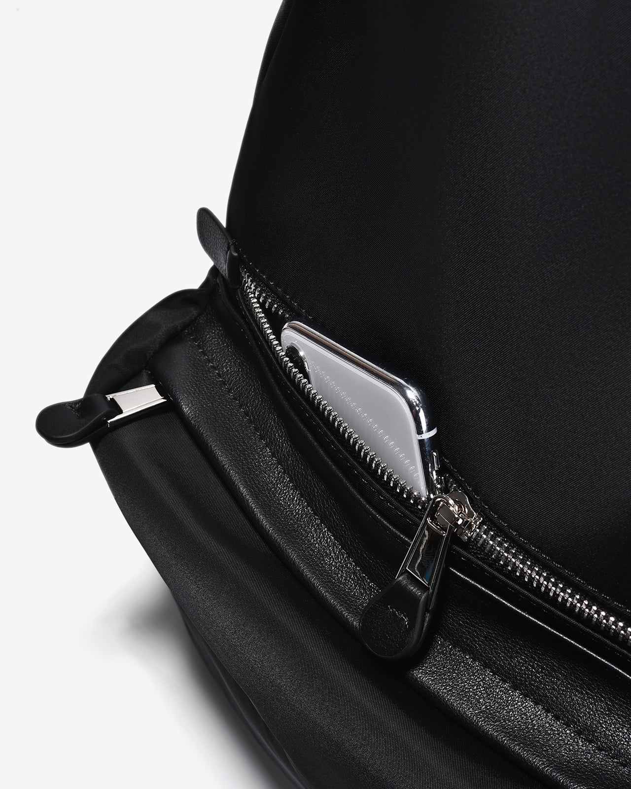 Balo Nữ Zucia The Rain Runner N20-HY20Đen Color1