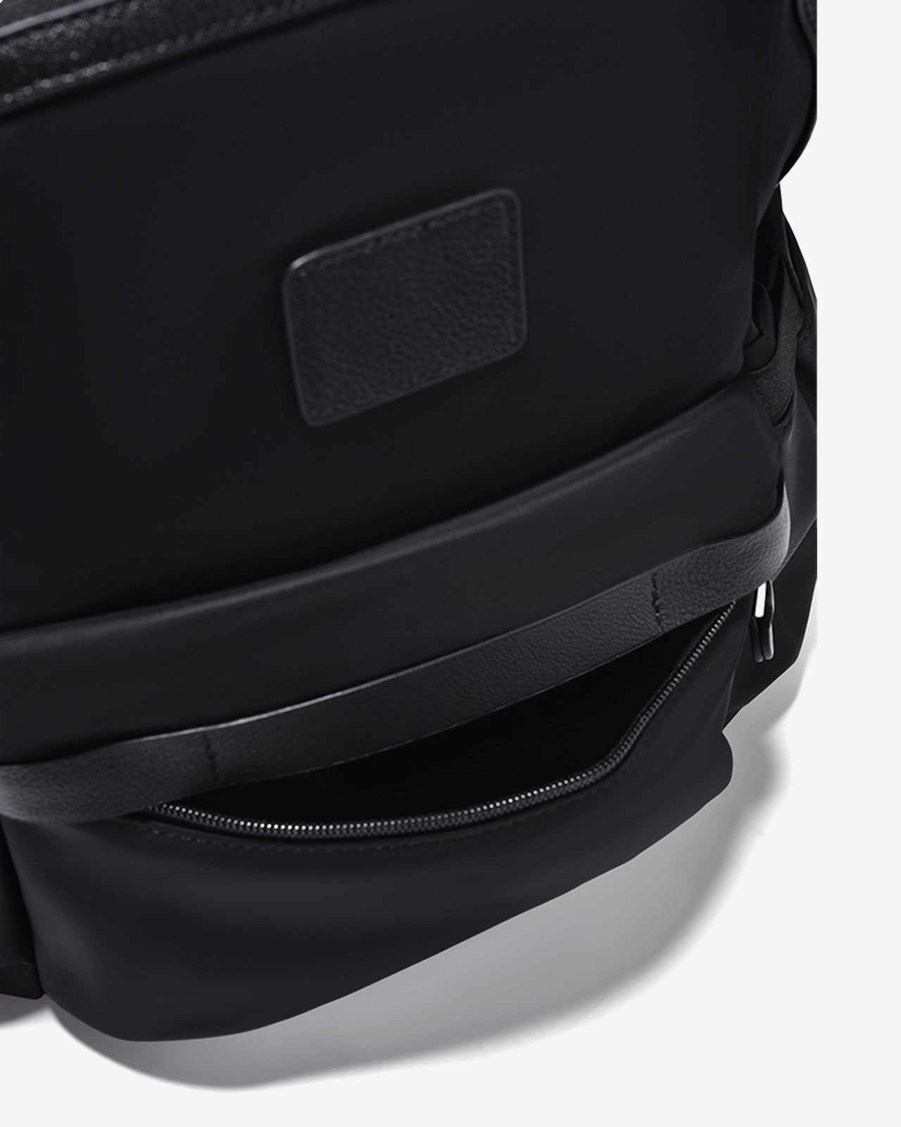 Balo Nữ Zucia The Rain Runner N45-HY45Đen Color1