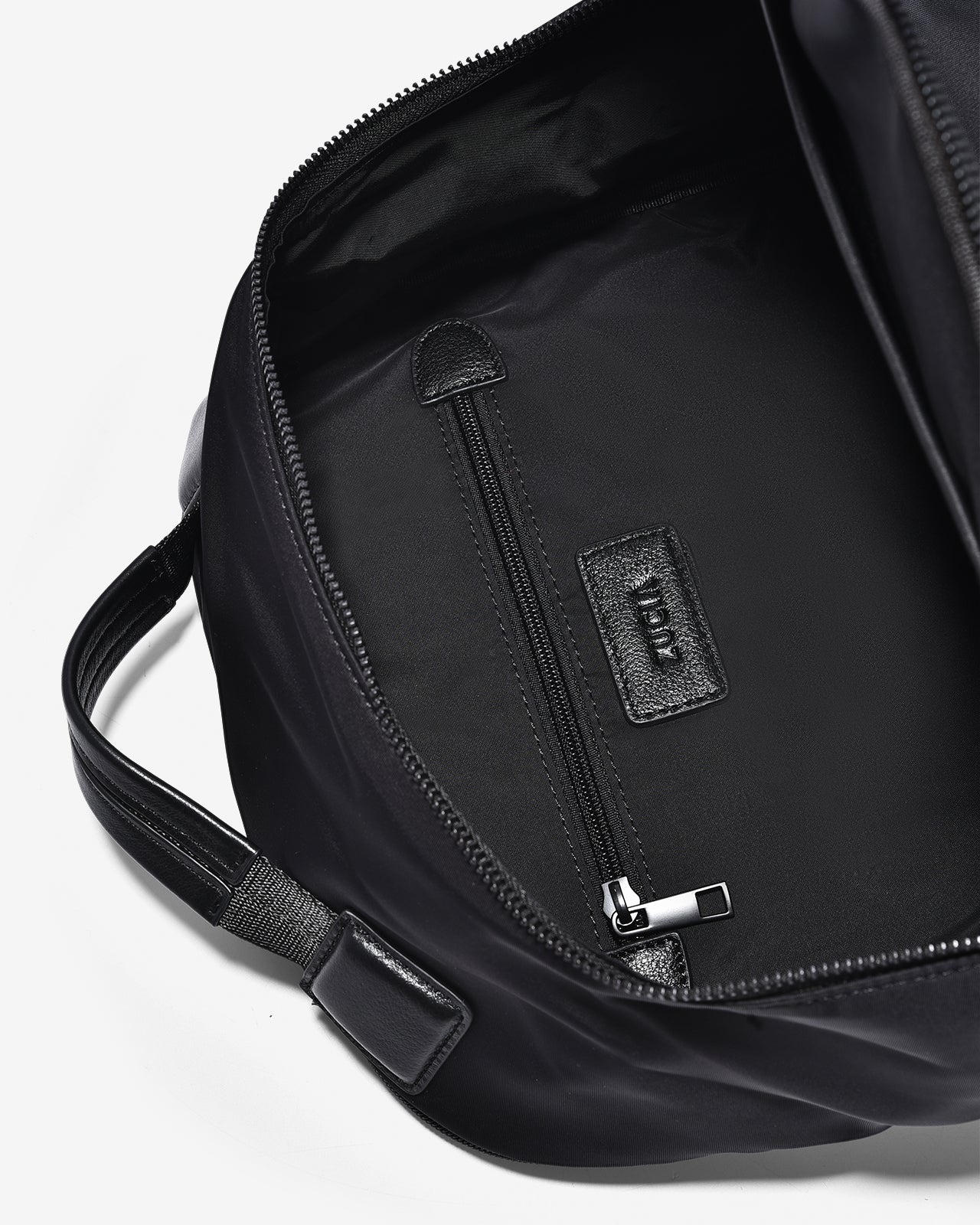 Balo Nữ Zucia The Rain Runner N47-HY47-Đen Color1