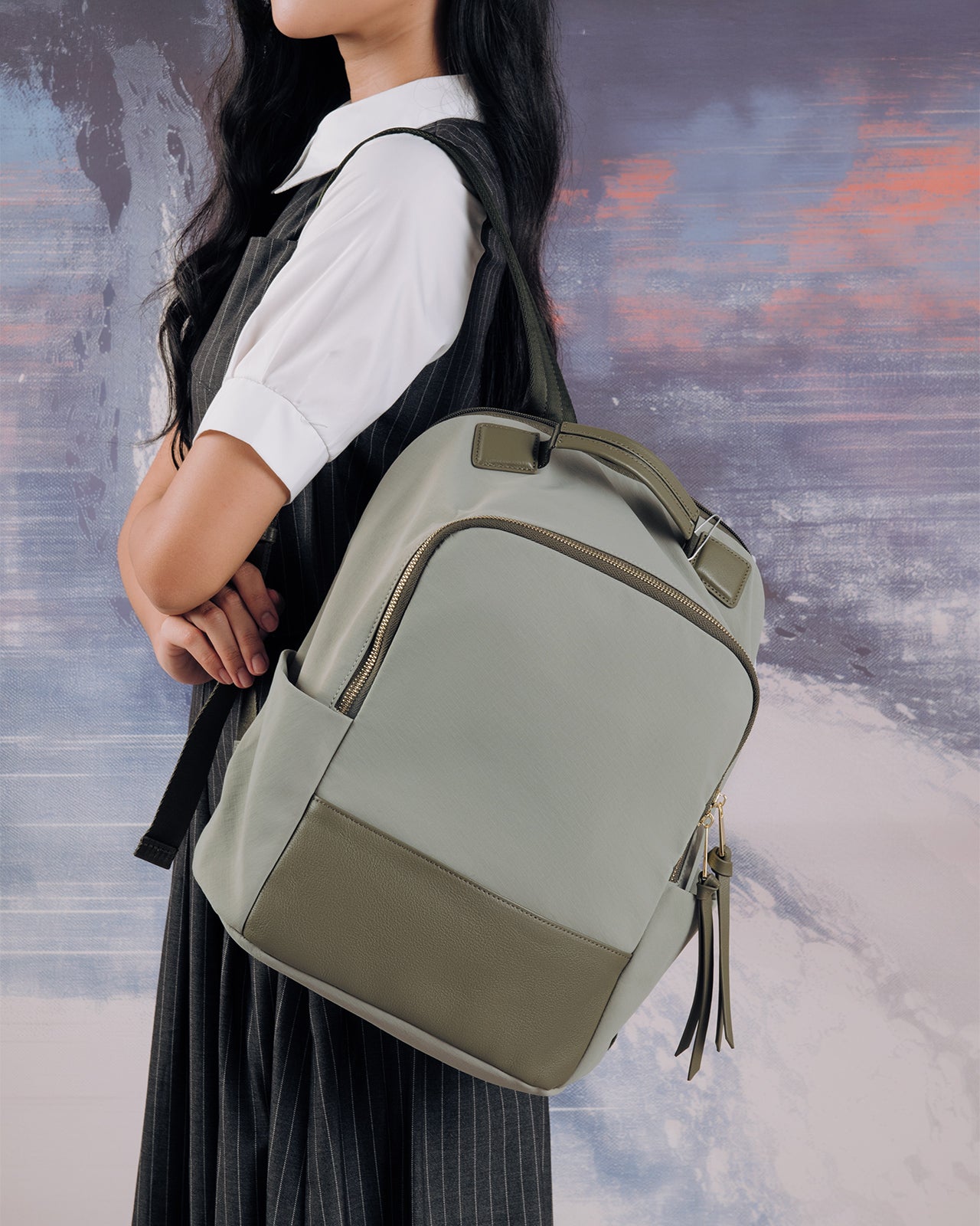 Balo Nữ Zucia The Rain Runner N47-HY47Xanh Lá Color1