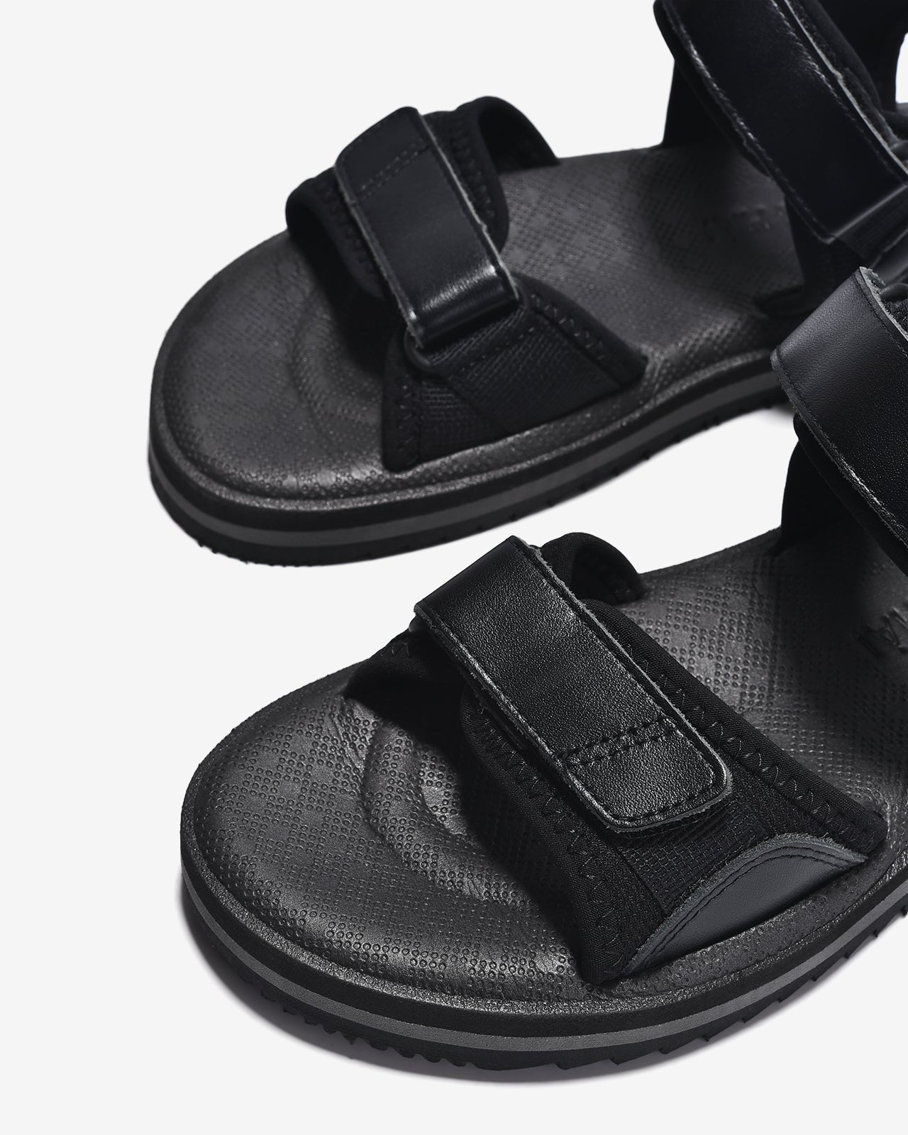 Sandals Nam Da Phối Vải Dệt-S3222Đen Color1