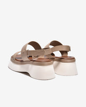 Sandal Xuồng Zucia Hai Quai Ngang Đính Logo-STH99-Cafe Color1