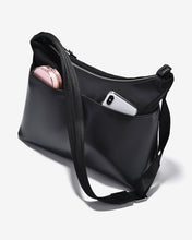 Túi Xách Tay Đeo Vai Zucia The Rain Runner N43-HY43Đen Color1