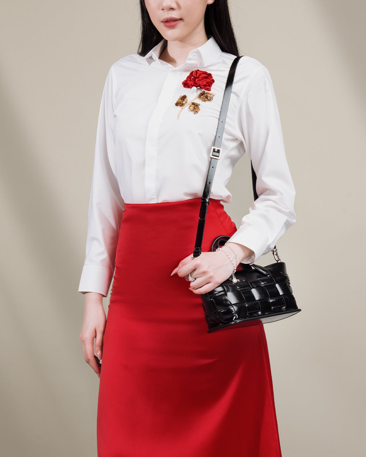 Túi Xách Tay Đeo Chéo Zucia The Eleve N02-MS02Đen Color1