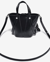 Túi Xách Tay Vỏ Sò Zucia The Eleve NY01-TY01Đen Color1