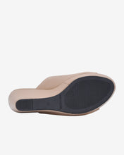 D5715Kem Color1