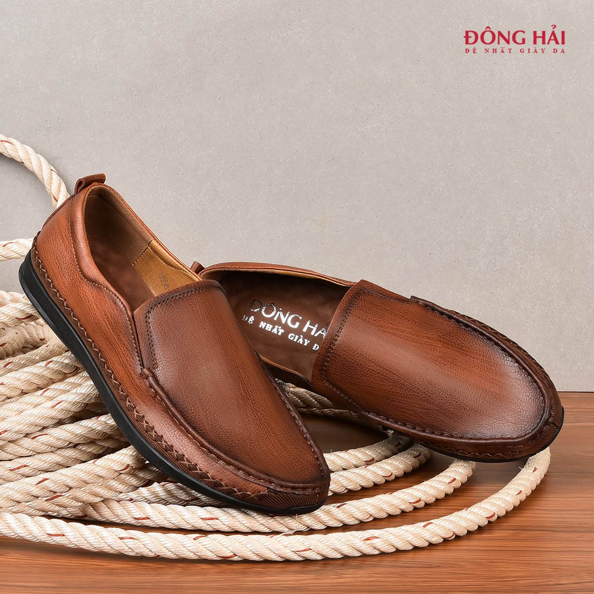 Những Mẫu Giày Lười Nam Không Thể Bỏ Qua Cho Dịp Tết Nguyên Đán