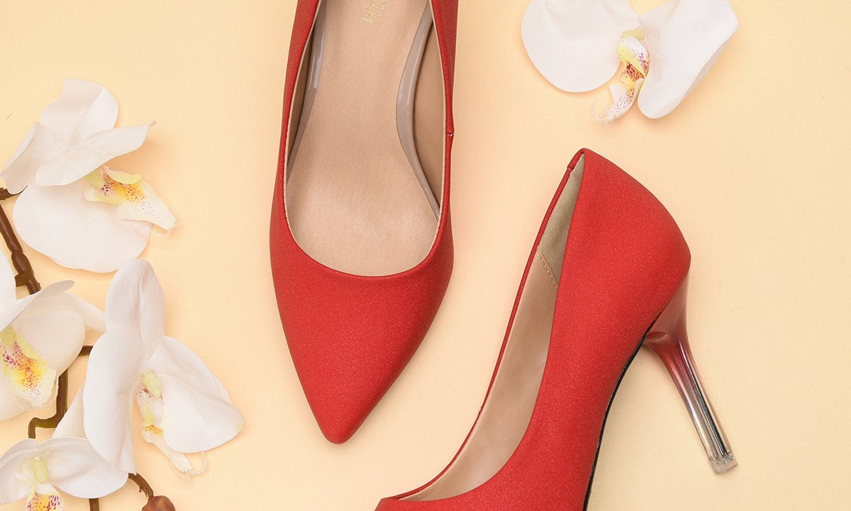 Ấm Áp Ngày Đông Cùng Bst Giày Cao Gót Màu Đỏ Của Đông Hải