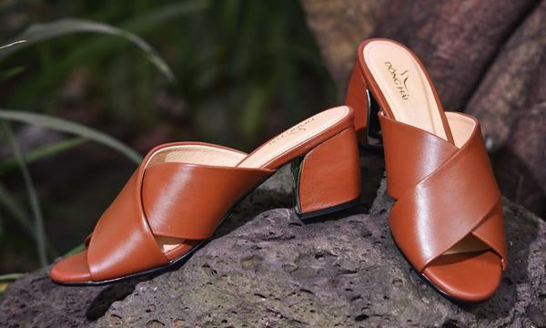 Dép nữ cao gót Đông Hải D7140