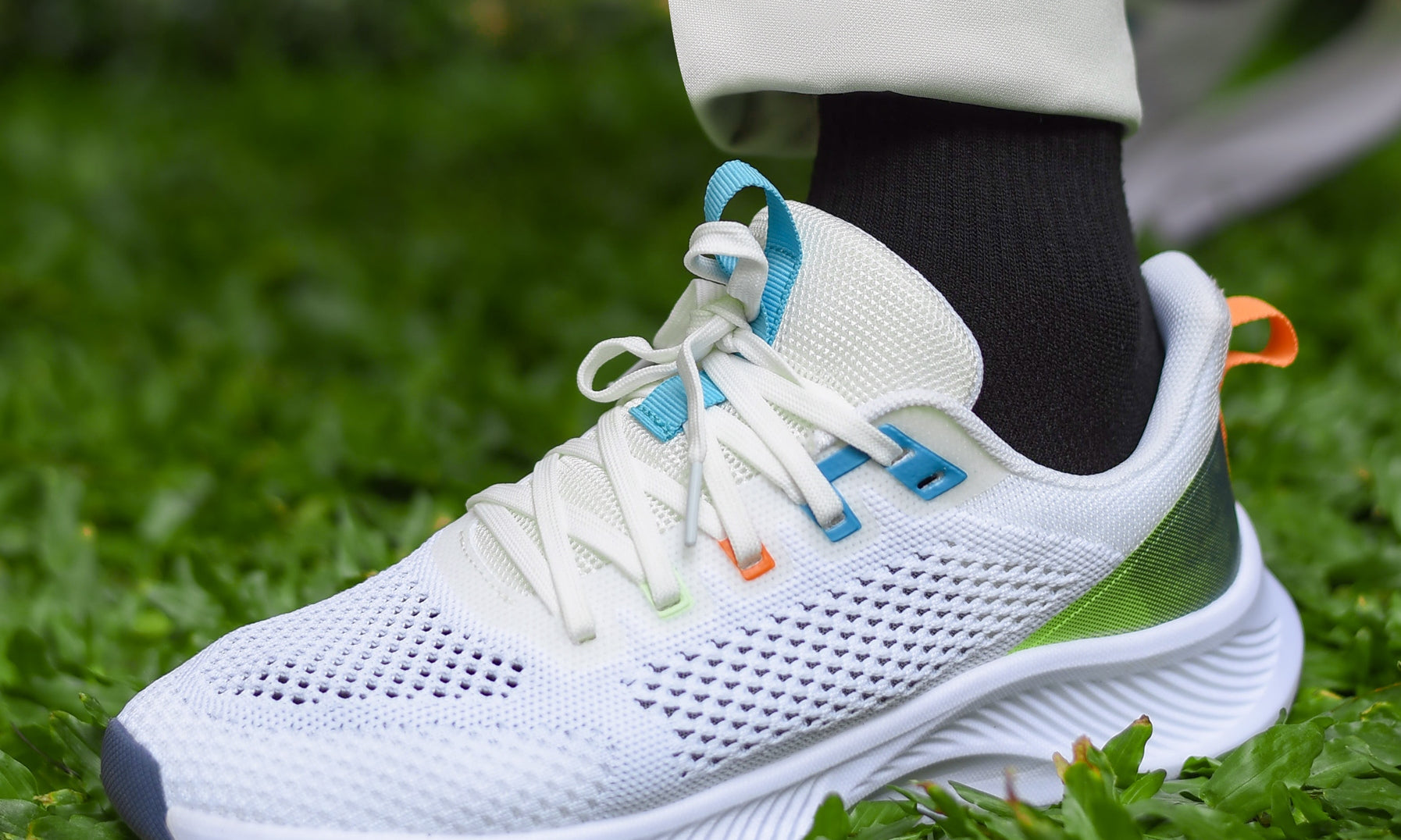 Chọn Giày Sneakers Cần Lưu Ý Gì?