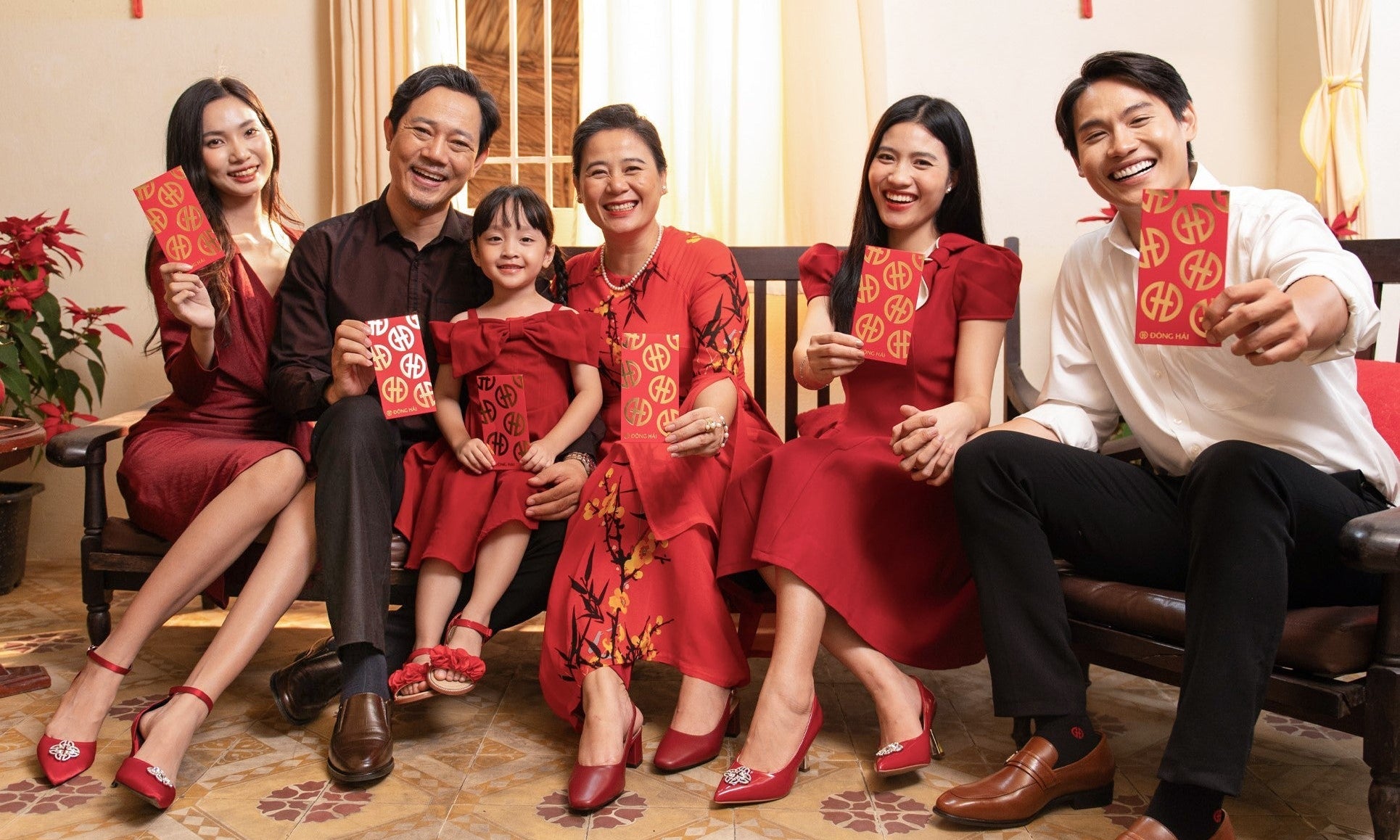 TẾT SUM VẦY - ĐẦY HẠNH PHÚC