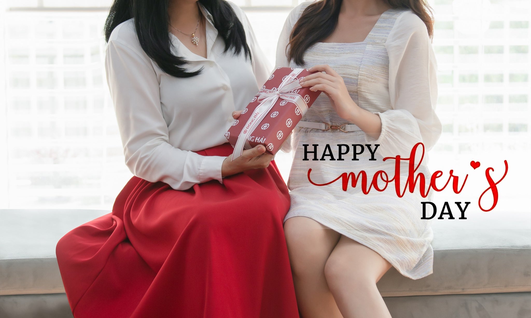 Gợi Ý Quà Tặng Cho Ngày Của Mẹ