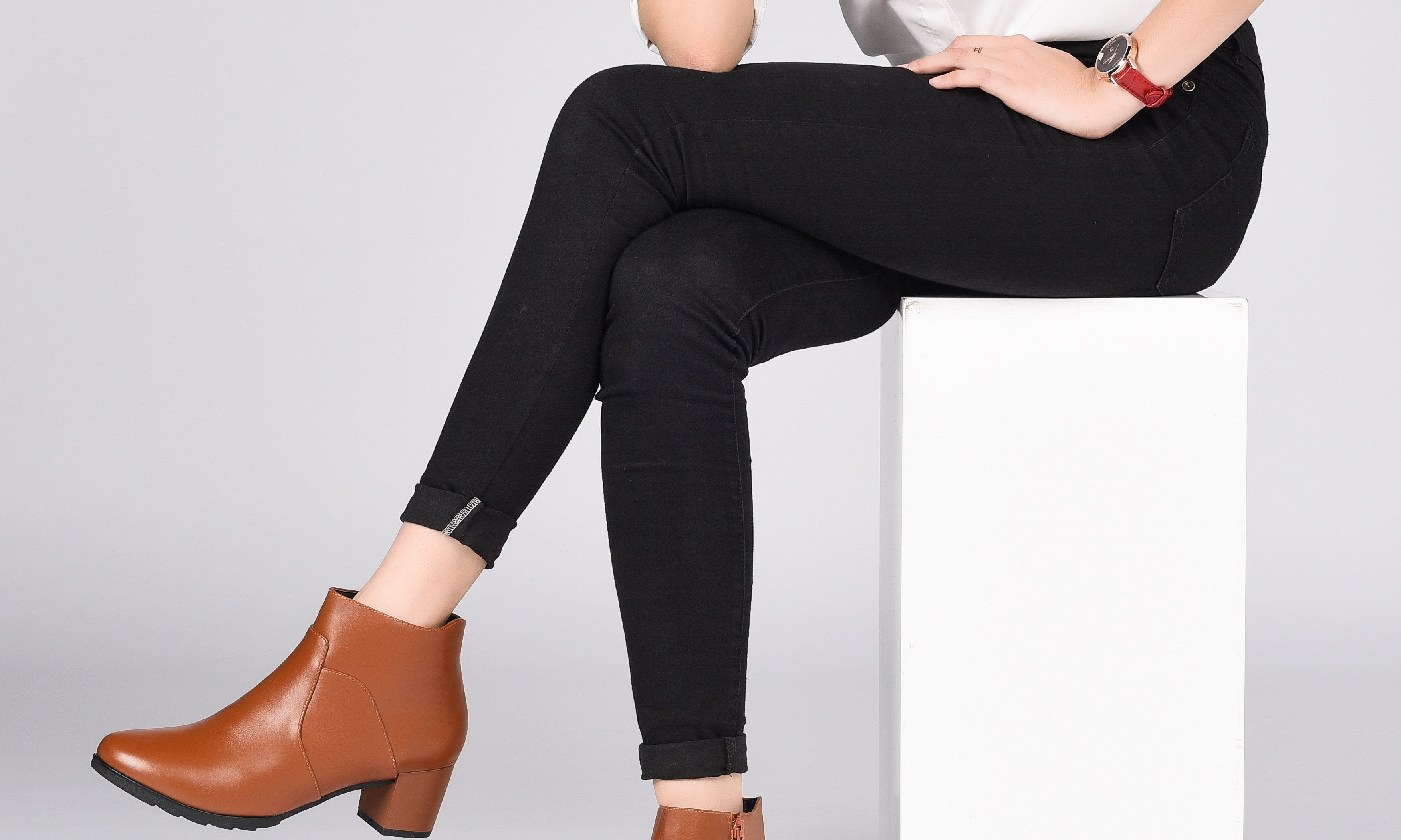 Giày Boot Nữ Đông Hải G7126 Nâu