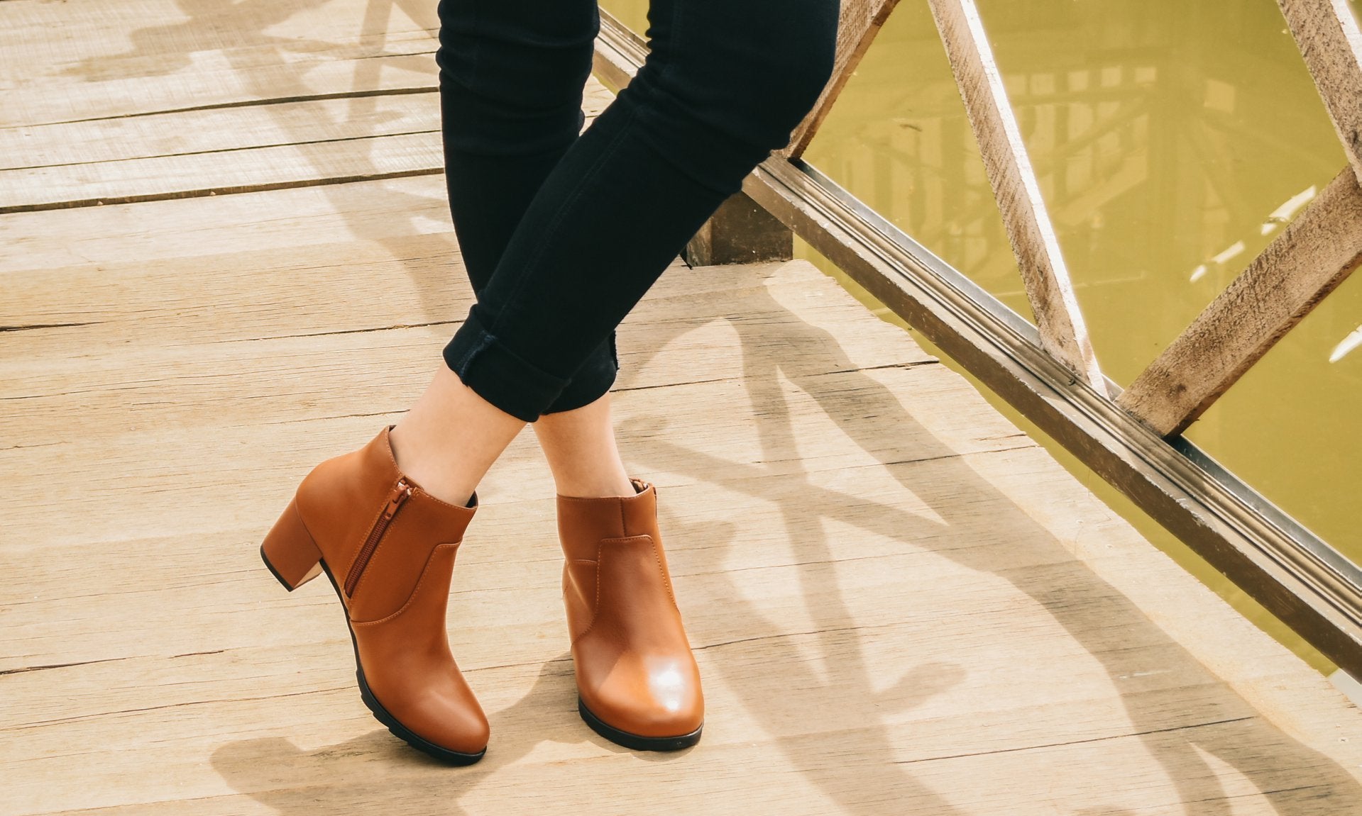 Giày boot nữ Đông Hải G7126