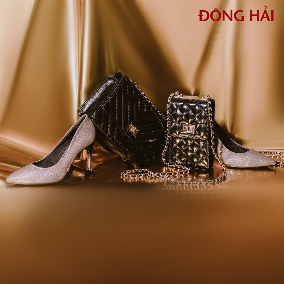 Điều Gì Đã Làm Nên Sắc Màu Thời Trang Cho Những Ngày Cuối Tuần?