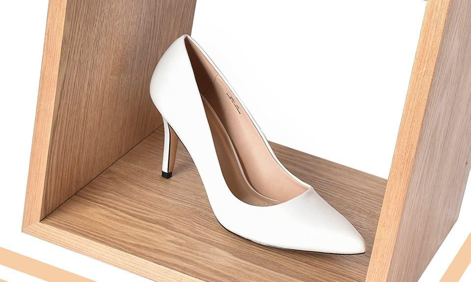 Giày Đông Hải Và Những Khoảnh Khắc Tháng 4