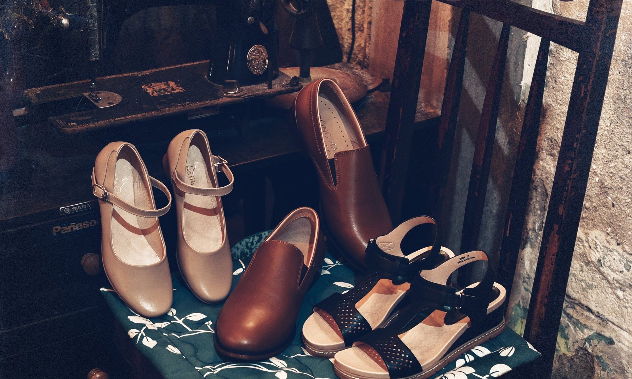 Giày nam nữ Đông Hải