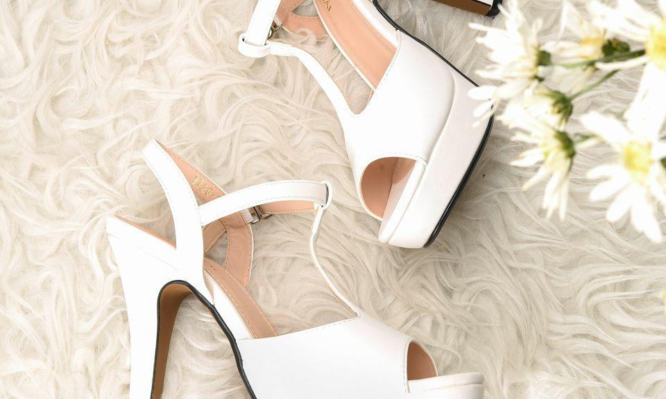 Những Mẫu Giày Sandal Nữ Mà Các Nàng Không Thể Bỏ Lỡ