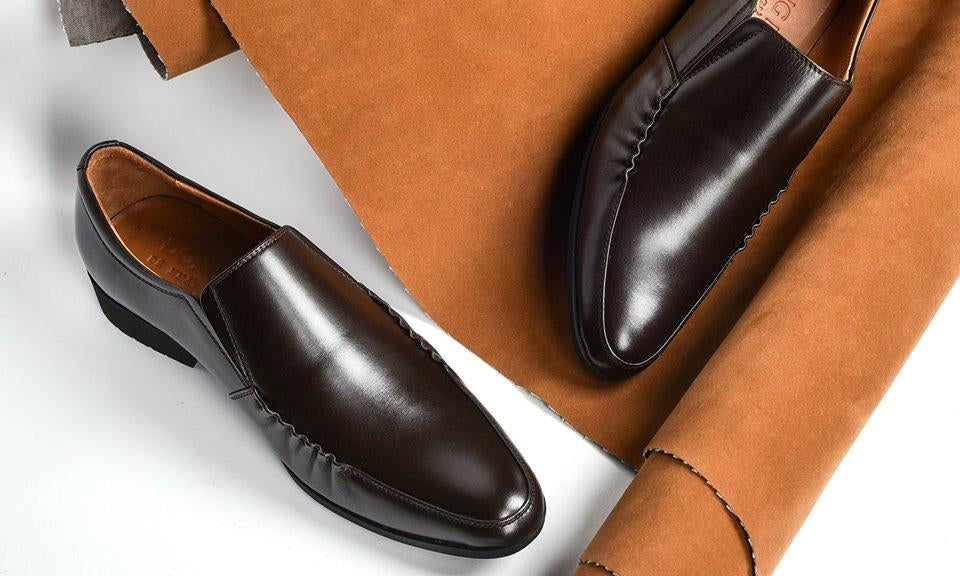 Bạn Chọn Giày Gì Cho Ngày Thứ 5?