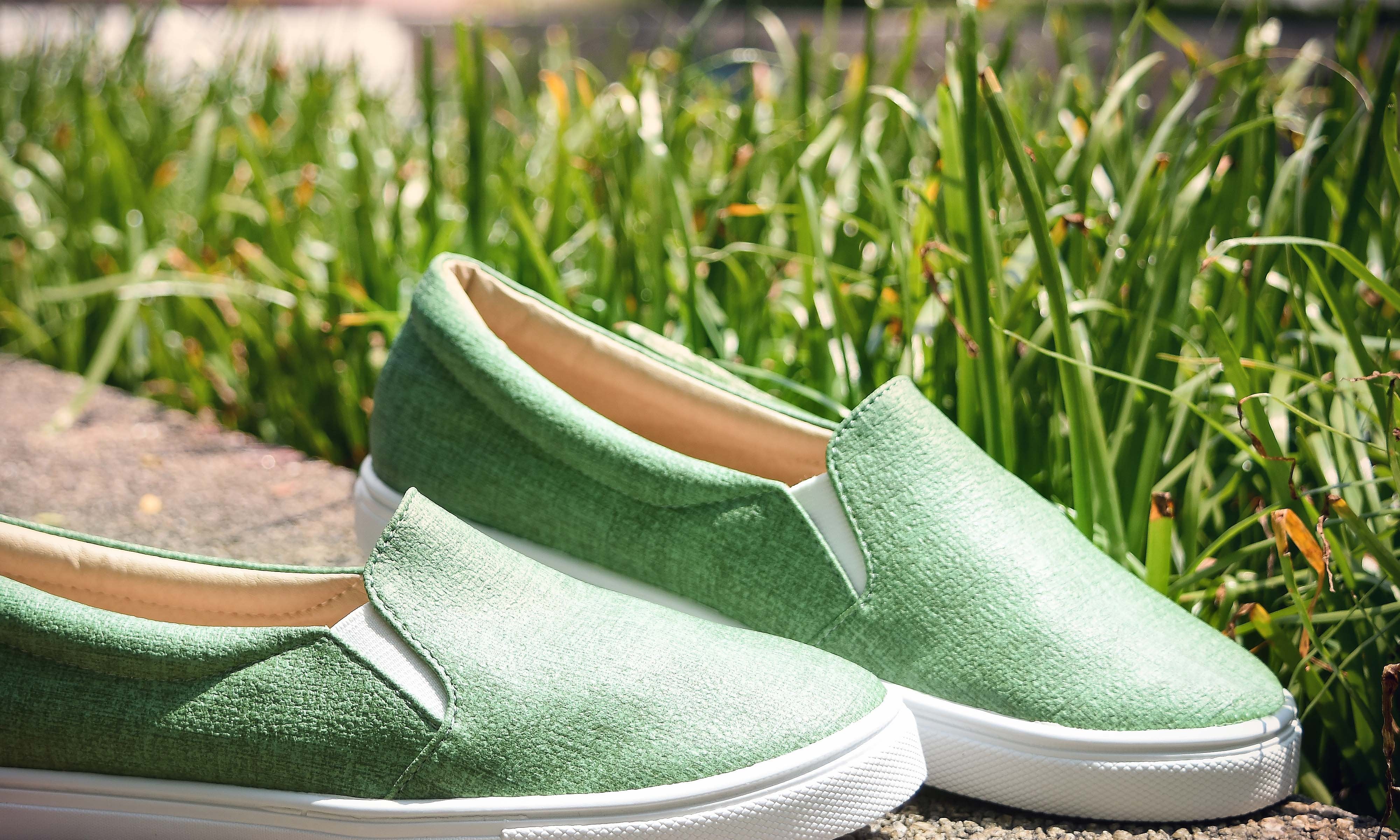 Giày thể thao nữ Đông Hải