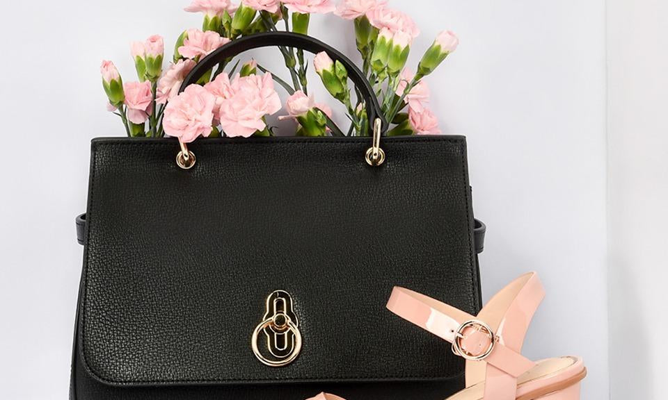 Phong Cách Công Sở Cho Ngày Làm Việc Cuối Tuần