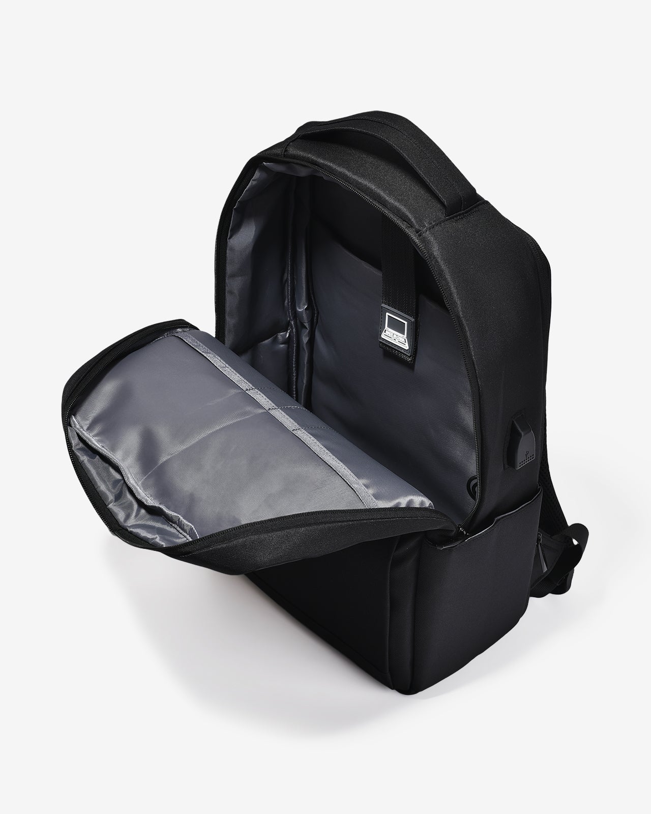 Balo Đeo Vai Lớn Zucia The Nomad N20-TJ20-Đen Color1