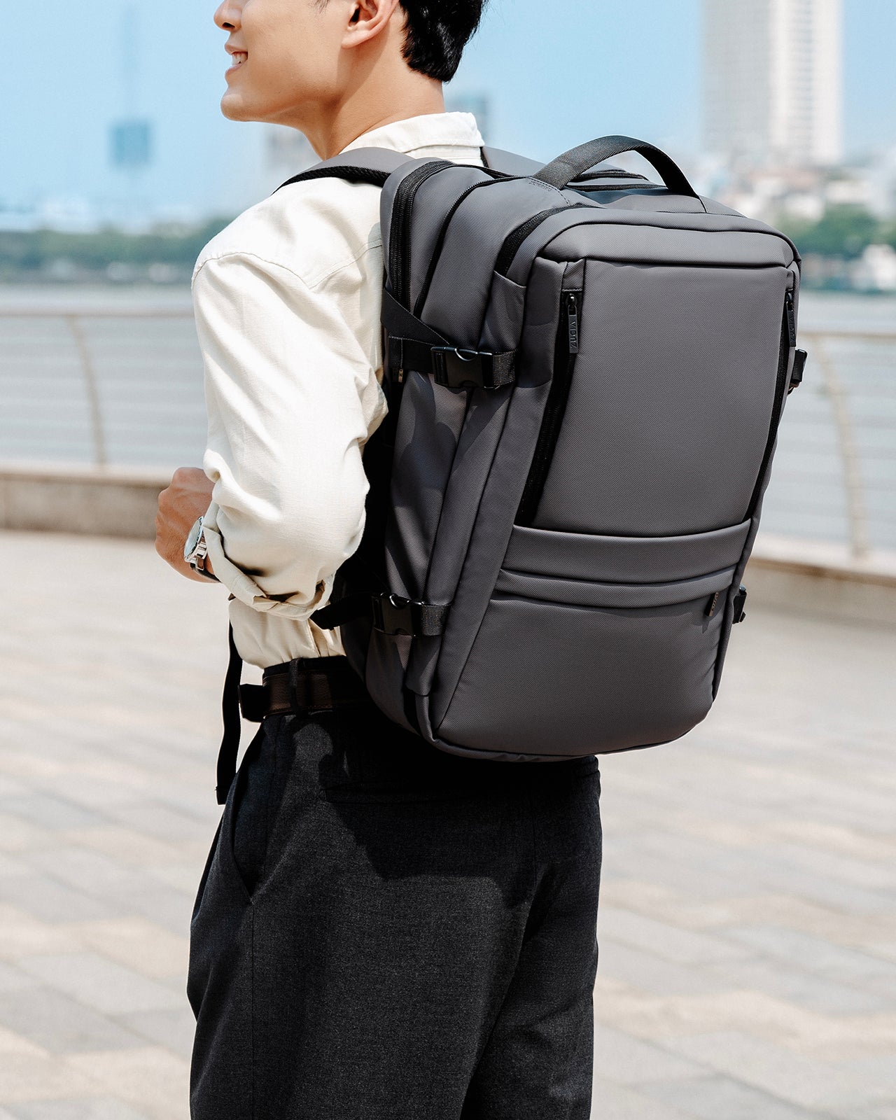 Balo Đeo Vai Xách Tay Zucia The Nomad N22-TJ22Xám Color1