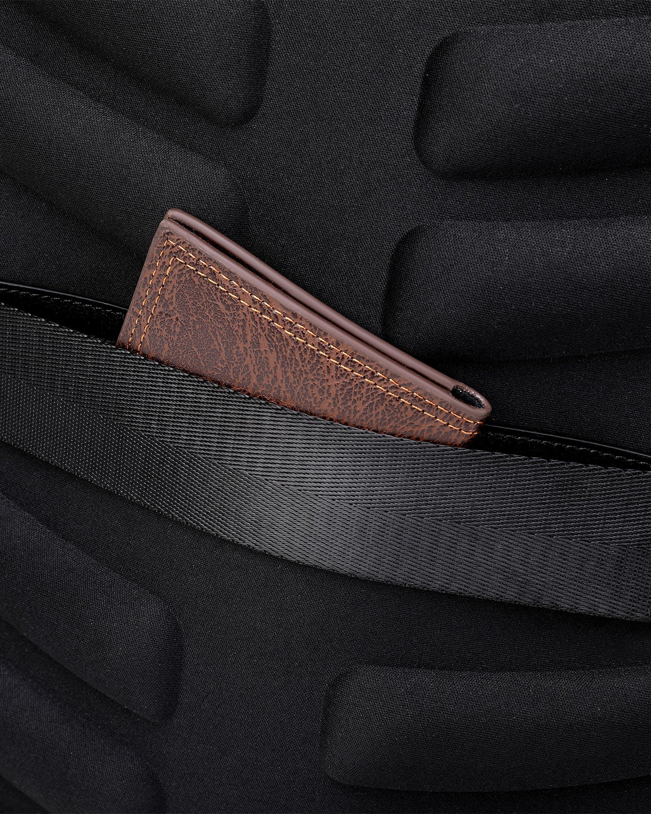 Balo Công Nghệ Đeo Vai Zuciani Timeless Fusion N22-MJ22-Đen Color1