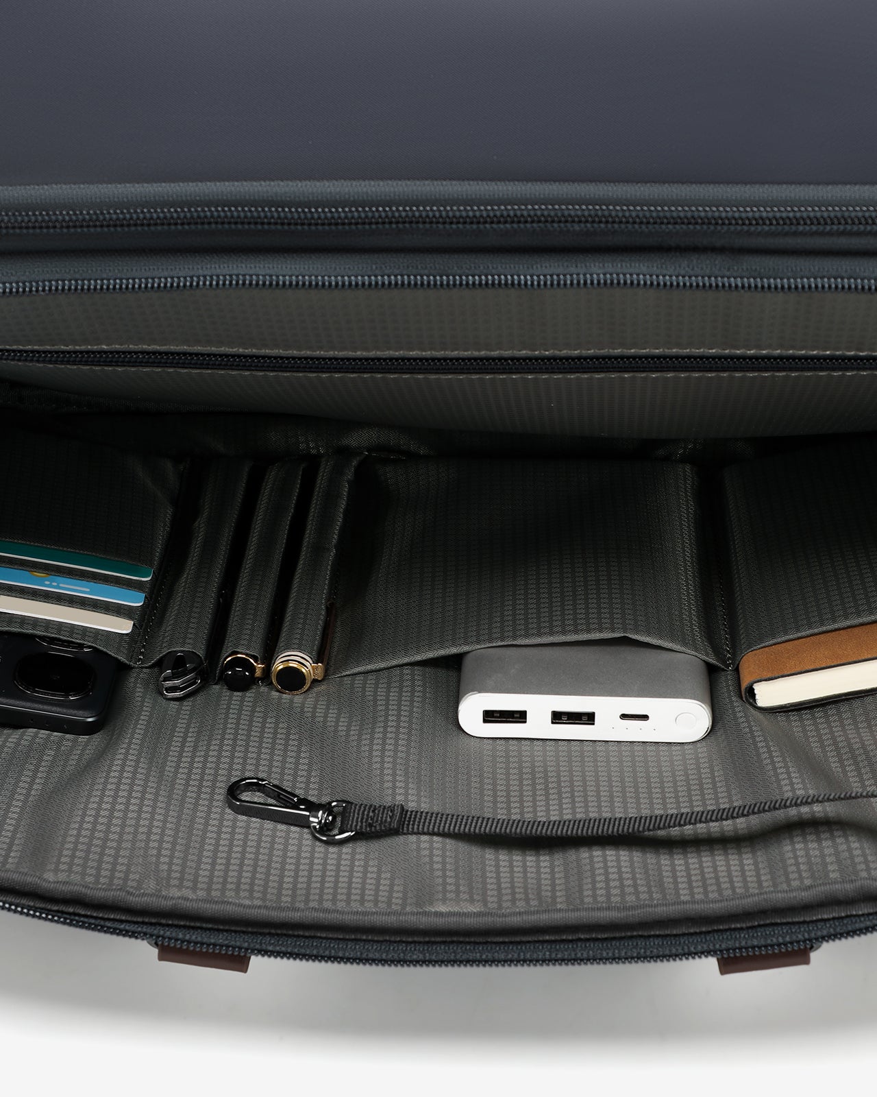 Túi Xách Tay Đeo Chéo Duffel Bag Da Cao Cấp Zuciani Timeless Fusion N12-MJ12Xanh Color1
