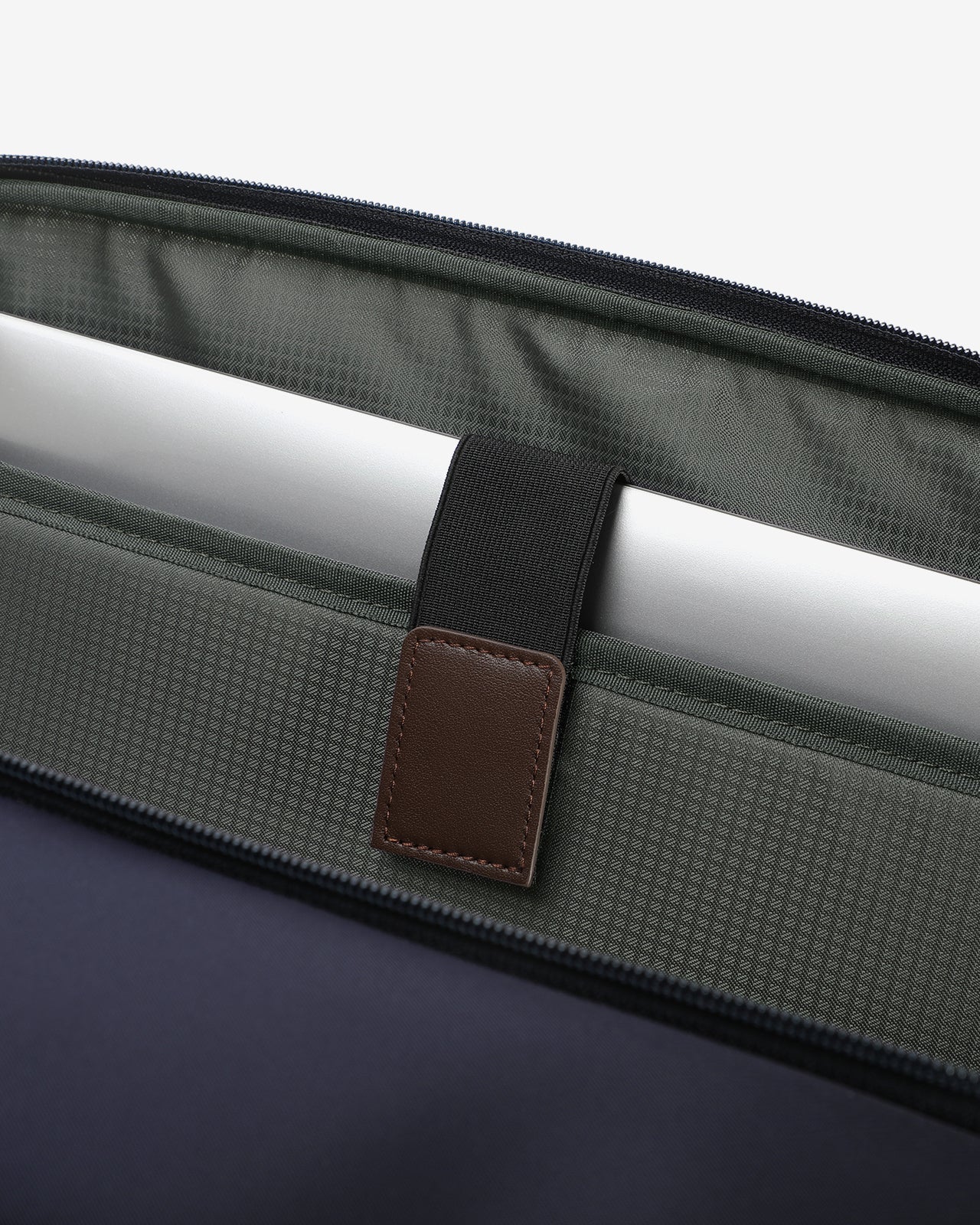Túi Xách Tay Đeo Chéo Duffel Bag Da Cao Cấp Zuciani Timeless Fusion N12-MJ12Xanh Color1
