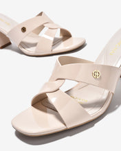 Dép Cao Gót Đông Hải Quai Xoắn Đính Logo-D5851Kem Bóng Color1