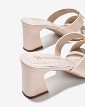 Dép Cao Gót Đông Hải Quai Xoắn Đính Logo-D5851-Kem Bóng Color1