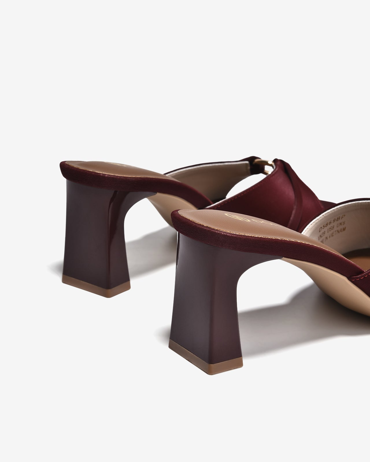 Dép Cao Gót Đông Hải Khóa Khoen Tròn-D5869-Đỏ Color1