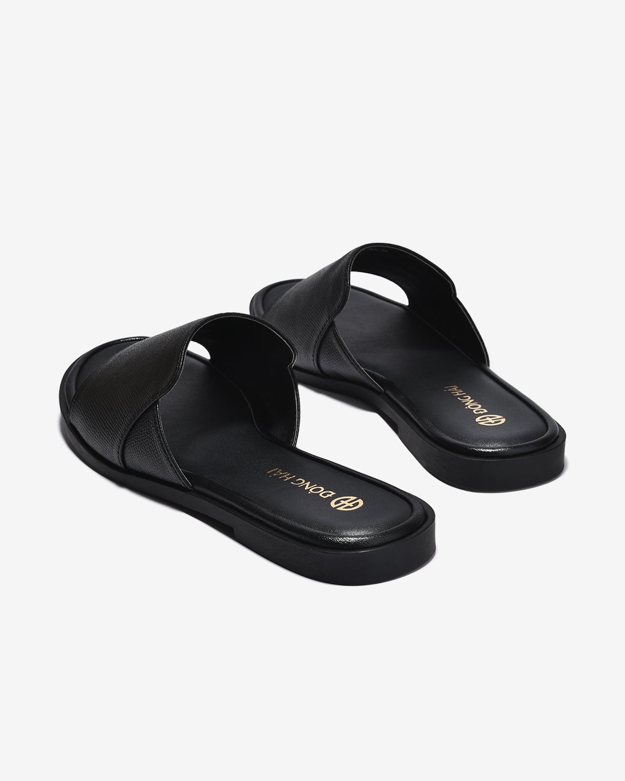 Dép Nữ Đông Hải Quai Bảng To Cách Điệu-D32I3Đen Color1