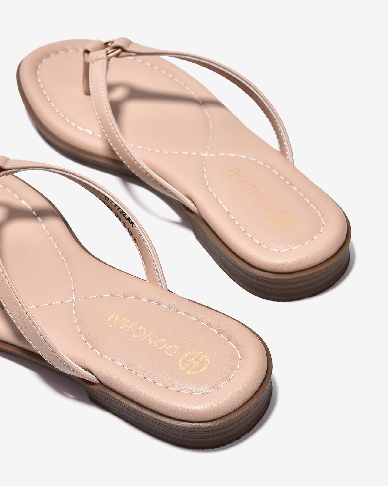 Dép Kẹp Nữ Đông Hải Quai Mảnh-D7732-Kem Color1