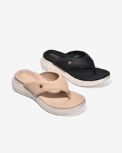 Dép Kẹp Nữ Zucia Quai Trơn Đính Logo Kim Loại-DHLL5-Cafe Color1