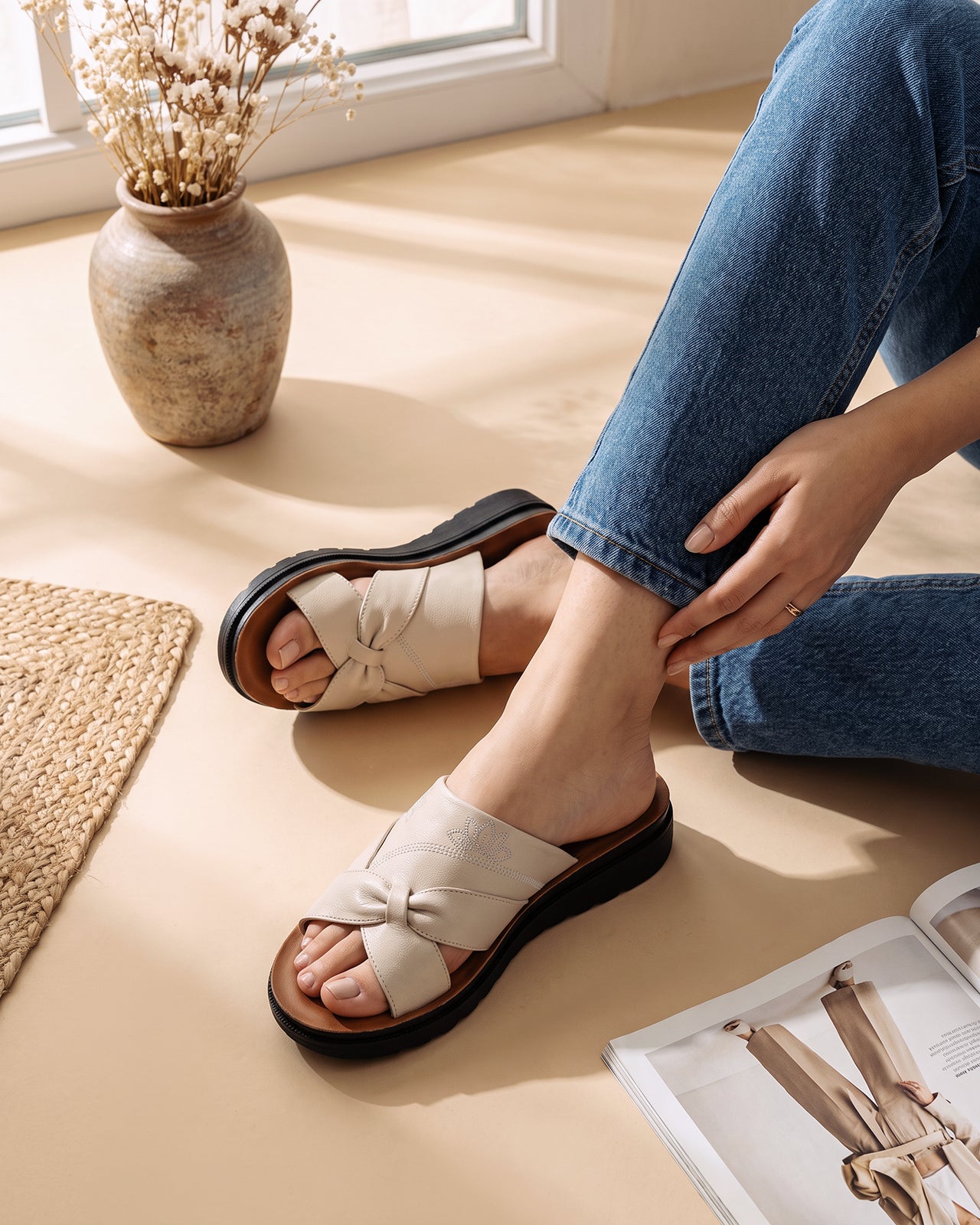 Dép Nữ Zuciani Quai Nơ Thêu Hoa-DCF97Kem Color1
