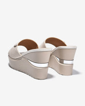 Dép Xuồng Đông Hải Đế 9cm Gợn Sóng-D5928Kem Color1