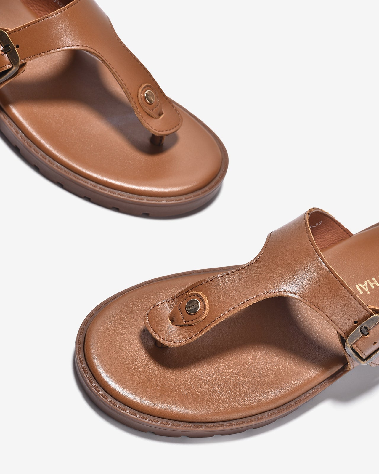 Dép Kẹp Nữ Đông Hải Quai T-Strap Khóa Vuông-D32E5Bò Color1