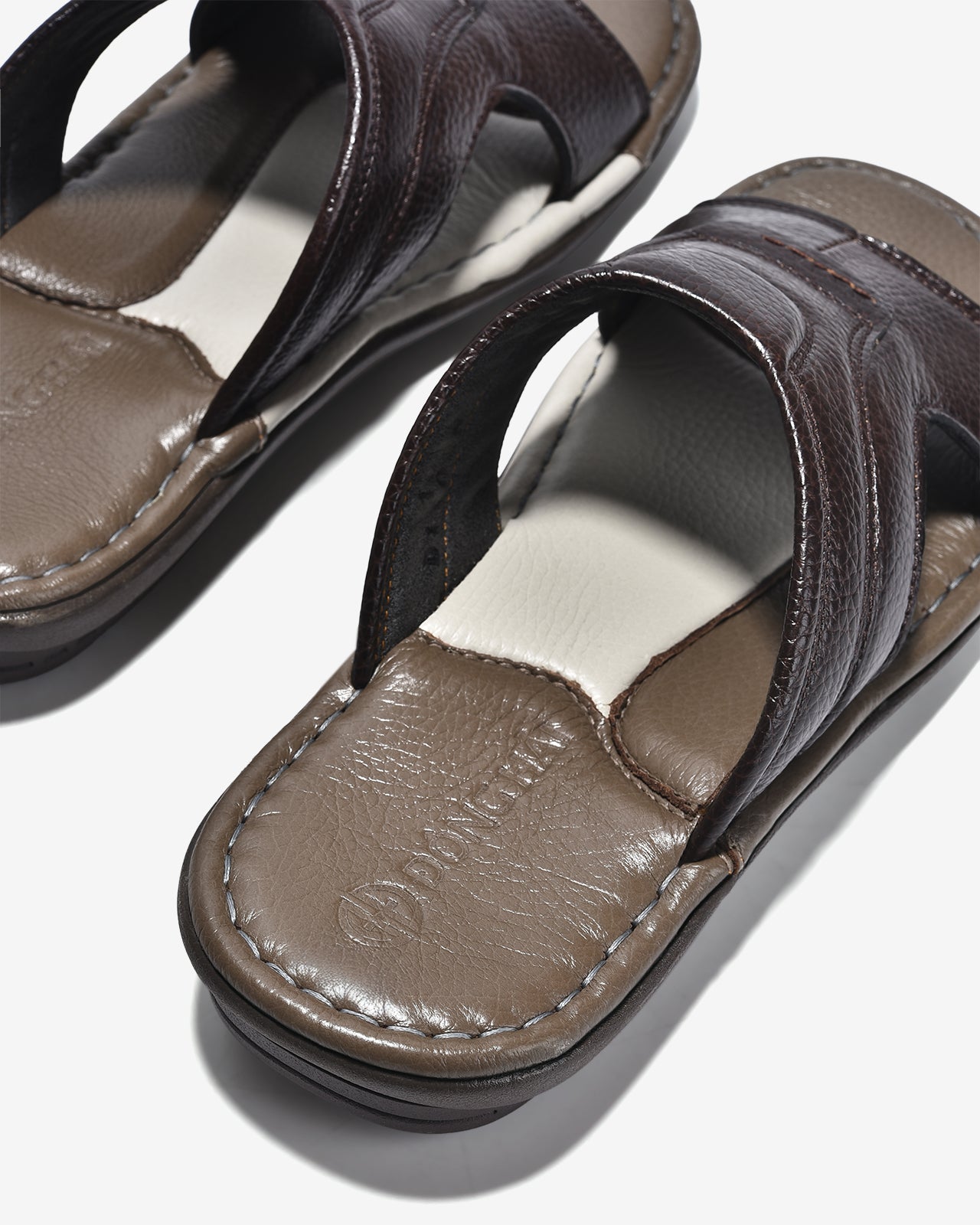 D1103Nâu Color1