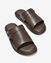 Dép Nam Đông Hải Quai Khóa-D1826-Nâu Color1