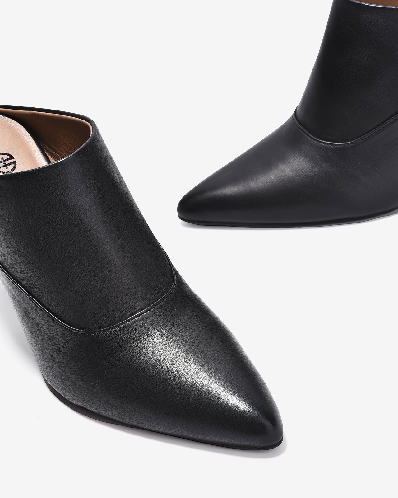 Dép Sapo Cao Gót Đông Hải Mũi Nhọn-G5725Đen Color1