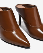 Dép Sapo Cao Gót Đông Hải Mũi Nhọn-G5725Nâu Color1