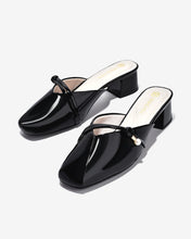 Dép Sapo Nữ Đông Hải Quai Đính Châu-G5853-Đen Bóng Color1