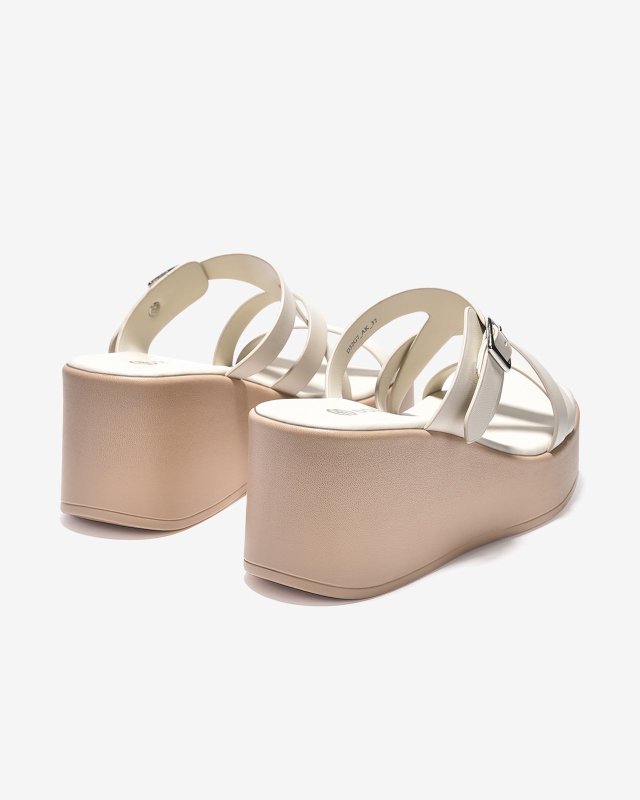 Dép Xuồng Đông Hải Quai Mảnh Khoá Kim Loại-D32G7-Kem Color1