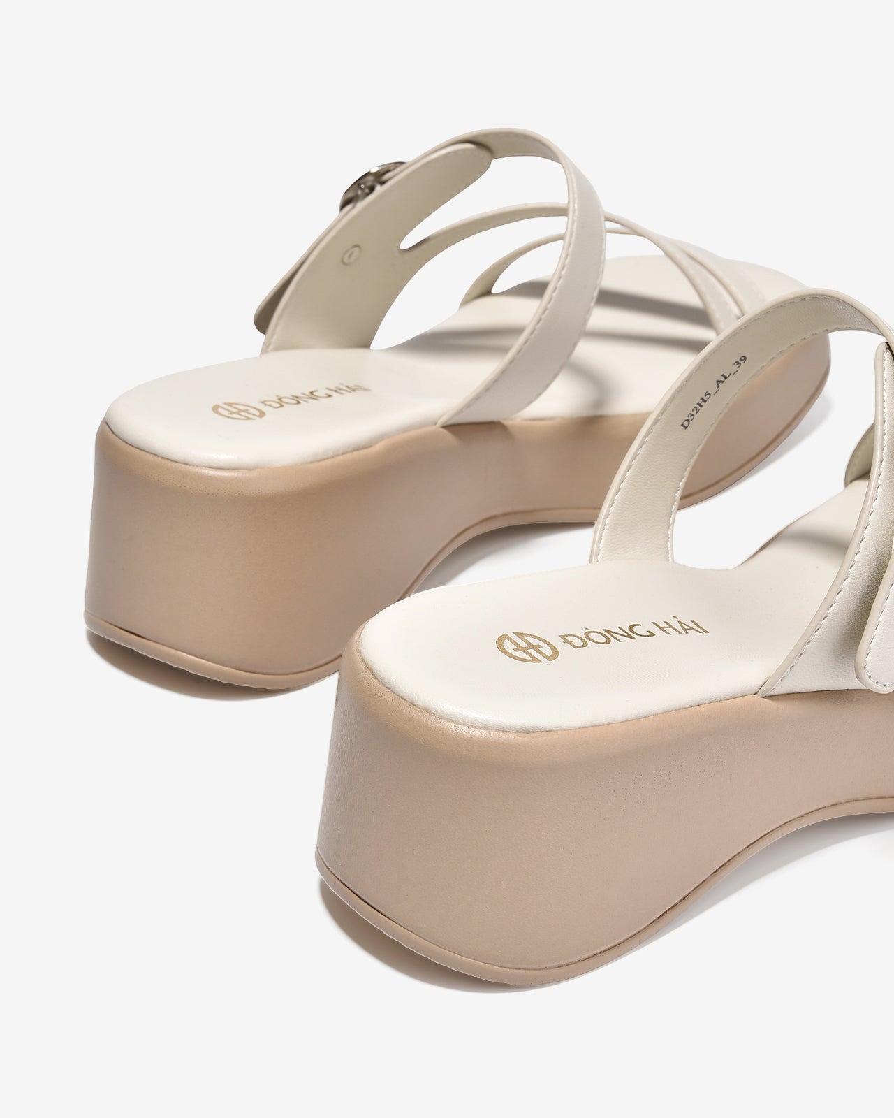 Dép Xuồng Đông Hải Ba Quai Phối Khóa-D32H5-Kem Color1