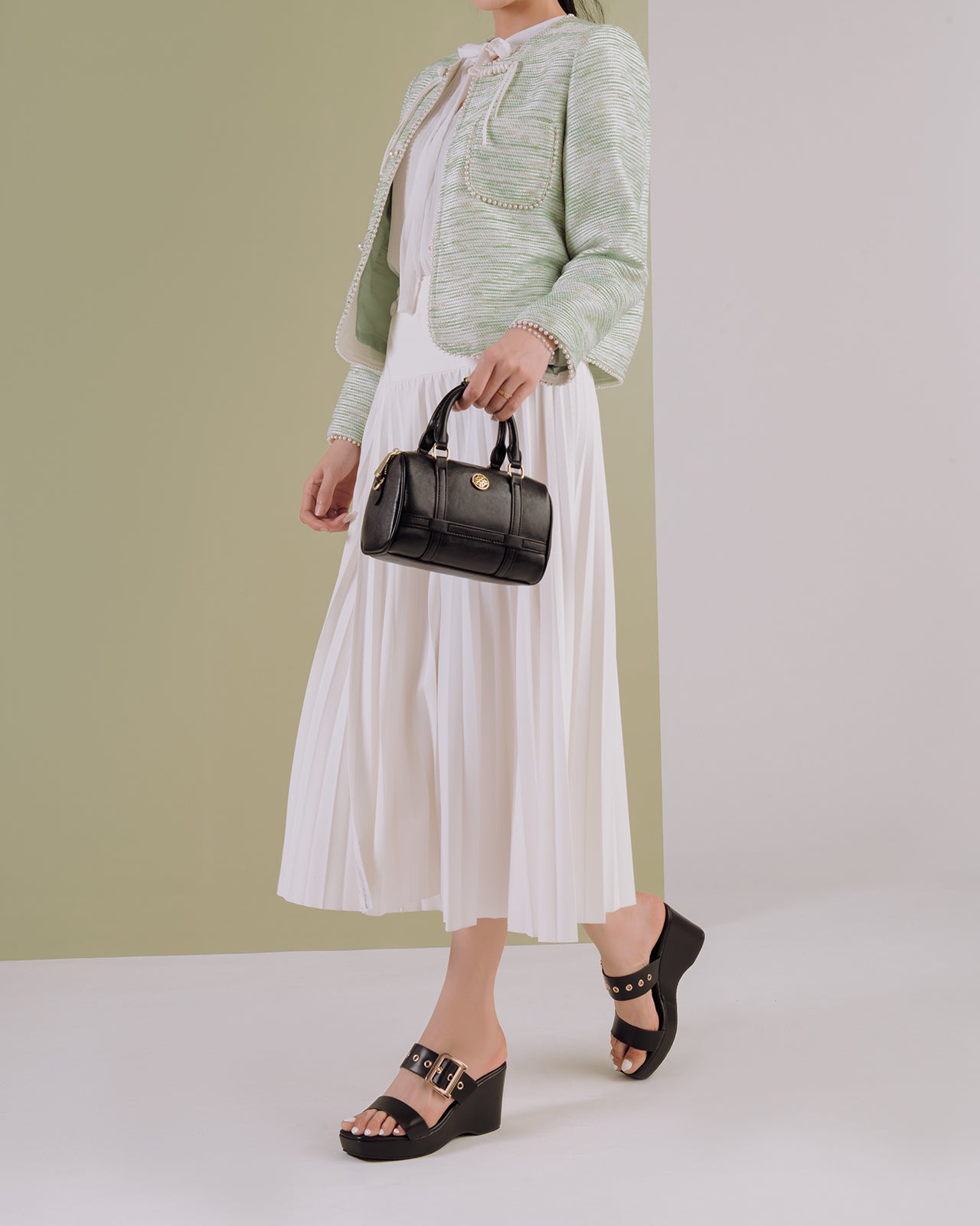 Dép Xuồng Zucia Quai Đôi Phối Khóa-DHLM1Đen Color1